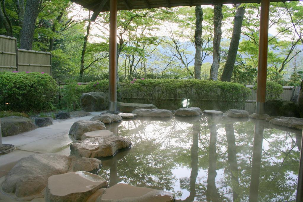 Отель Senkyoro Хаконе Экстерьер фото